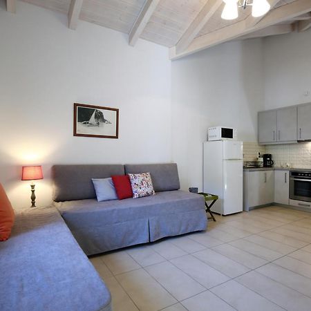 Wild Sea Apartments Áyios Nikítas Екстериор снимка